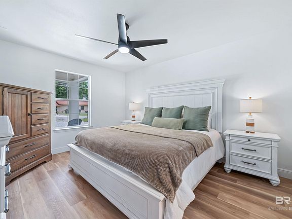 5th image of 5395 Perdido Ave E