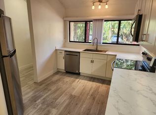627 Glendevon Dr, New Smyrna Beach, FL 32168