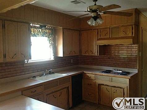 2nd image of 205 Lakeland Dr