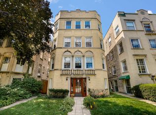 138 Custer Ave APT 3, Evanston, IL 60202