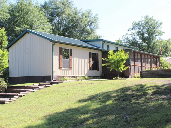 204 County Road 4529, Winnsboro, TX 75494