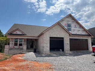 184 Dudi Trl, Vonore, TN 37885