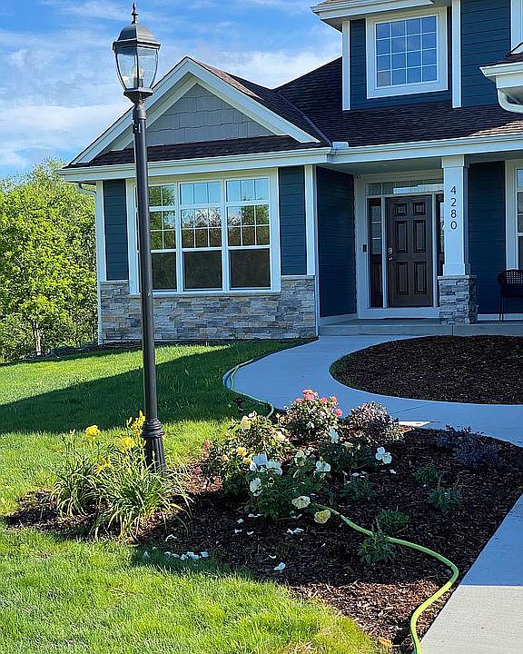 1st image of 4280 Woodland Ct