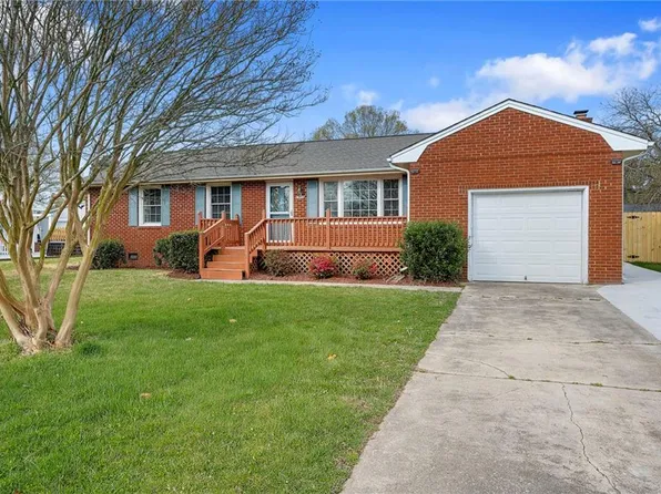 5905 Knotts Neck Rd, Suffolk, VA 23435