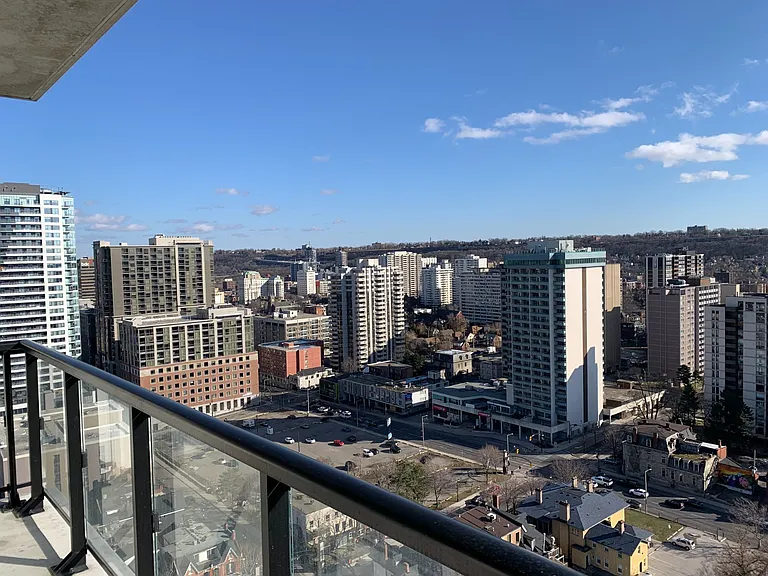 15 Queen St S #2102 — Photo 6