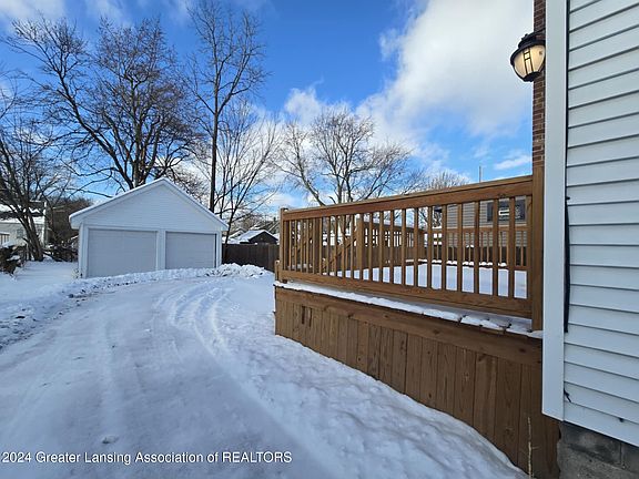 3rd image of 931 Westmoreland Ave