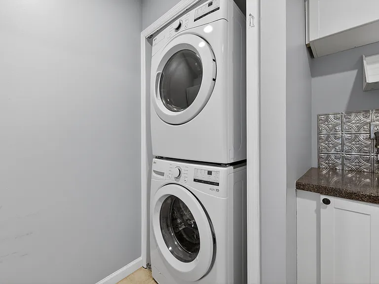 19 Hilltop Pl — Photo 19