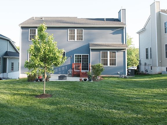 2nd image of 21 Mystic Dr