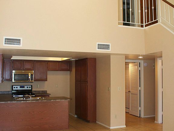 3rd image of 609 E MESQUITE Circle #C120