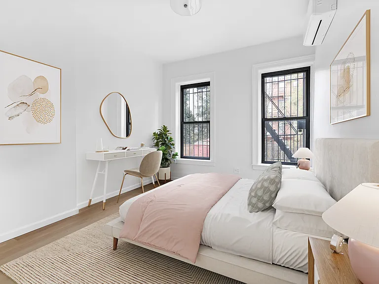 87 Saint Marks Pl #1 — Photo 4