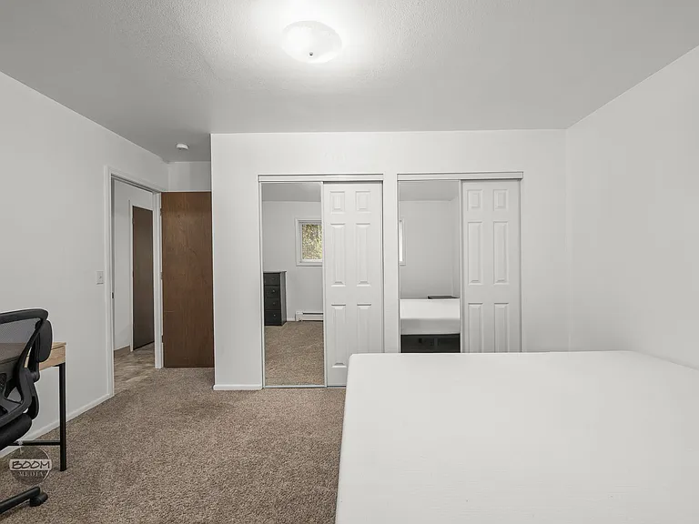 1251 W Patricia Ave #4 — Photo 14
