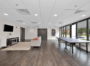 Bridgewood Suites, Mississauga, ON L4X 0A5
