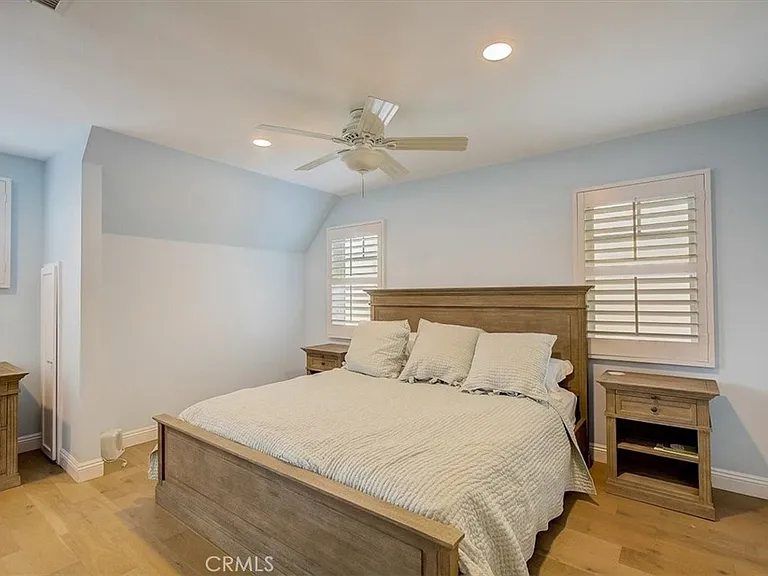 2128 Miramar Dr — Photo 25