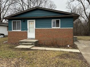 22010 Sharkey St, Clinton Township, MI 48035