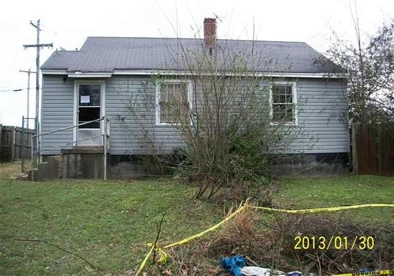2nd image of 2183 Charjean Rd