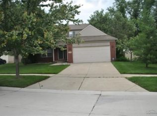 1221 Wildwood Ln, Canton, MI 48188