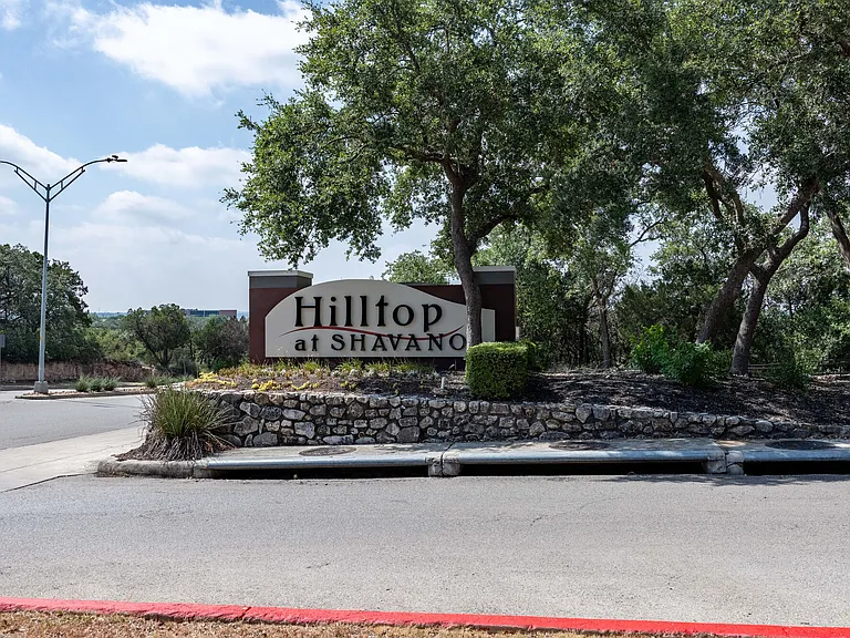 Hilltop at Shavano — Photo 9