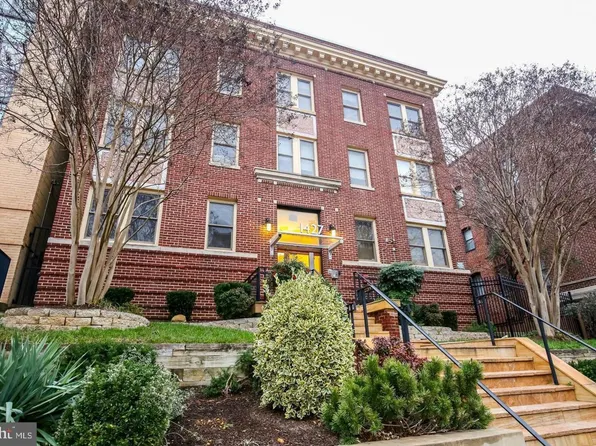 1427 Chapin St NW APT 301, Washington, DC 20009