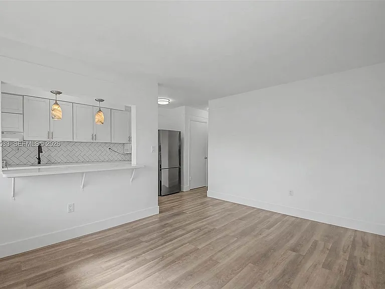 60 NW 79th St #10 — Photo 5