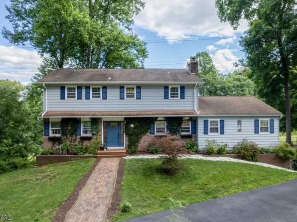 9 Parkwood Rd, Roxbury Twp., NJ 07876