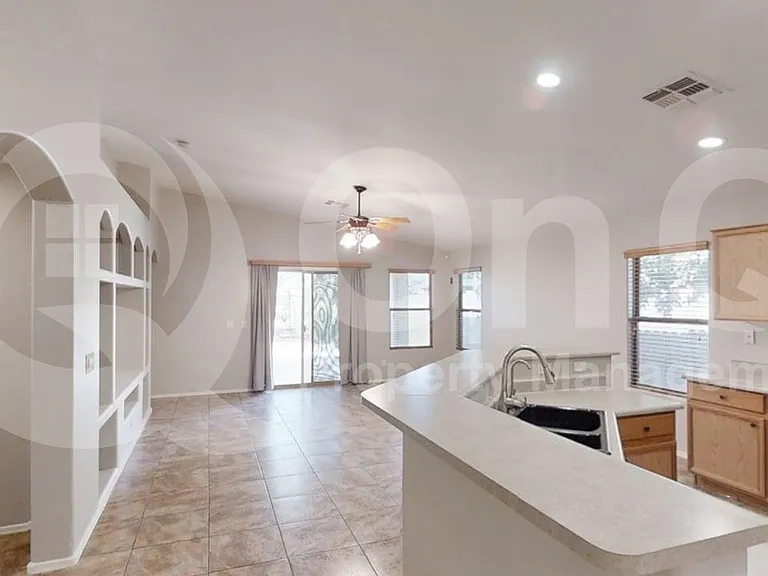 21317 E Via Del Palo — Photo 4