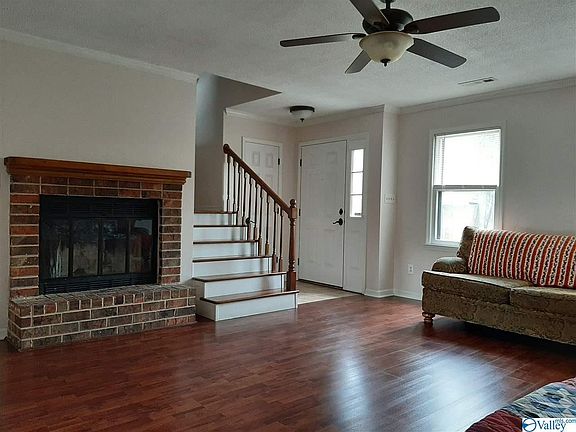 2nd image of 11579 Jade Ln SE