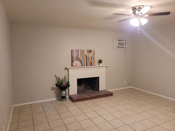3rd image of 16687 Lynn St APT C