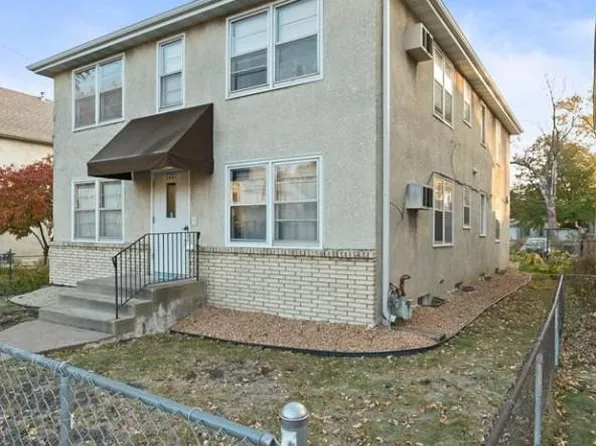 3221 Grand Ave S, Minneapolis, MN 55408