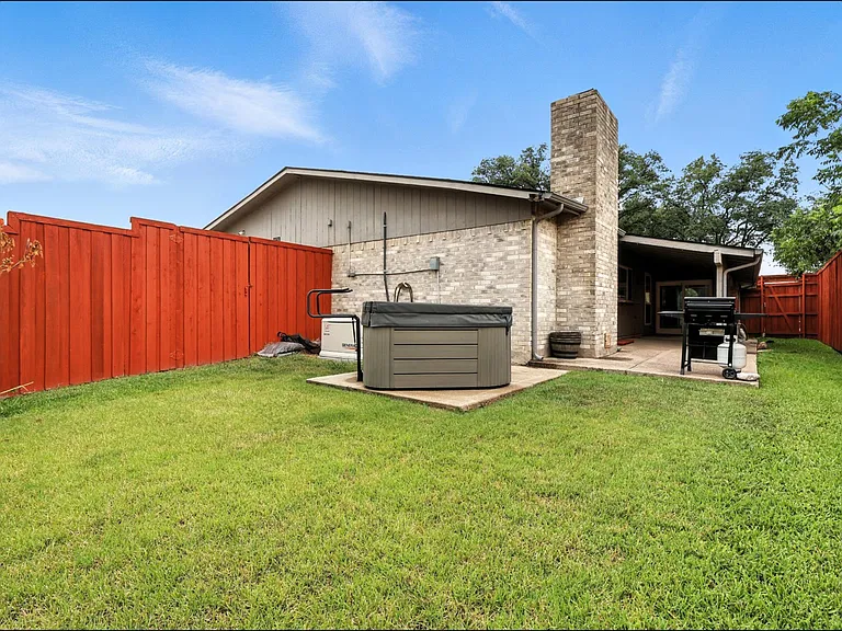 1824 Castille Dr — Photo 27