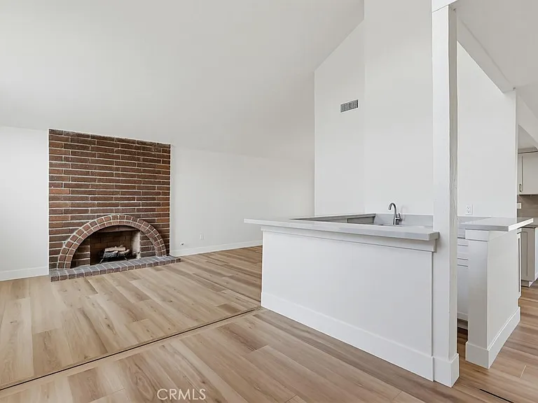 28712 Mount Rushmore Rd — Photo 5