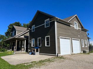 35 Peel St W, Mapleton, ON N0B 1A0
