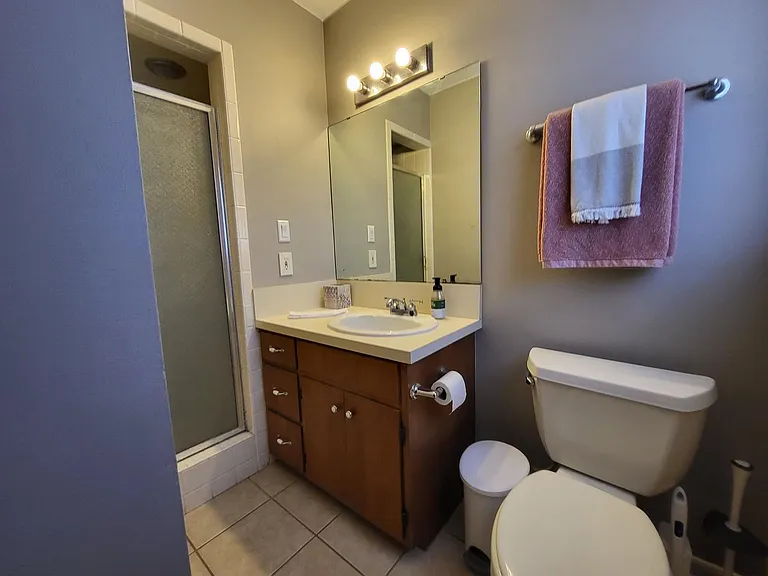 1401 N Orange St — Photo 8