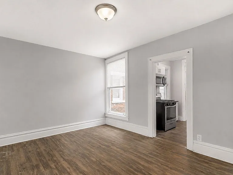 24 E 2nd Ave #8 — Photo 12