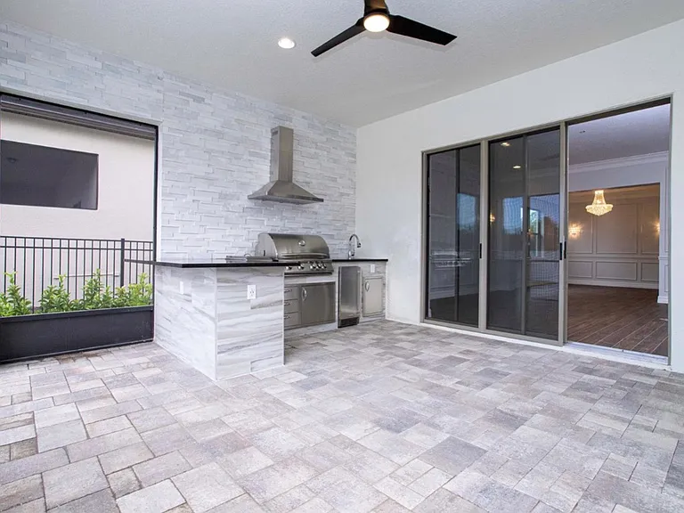 11467 Citrus Fields Pl — Photo 30