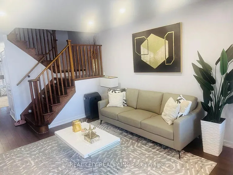 115 Bedrock Dr — Photo 3