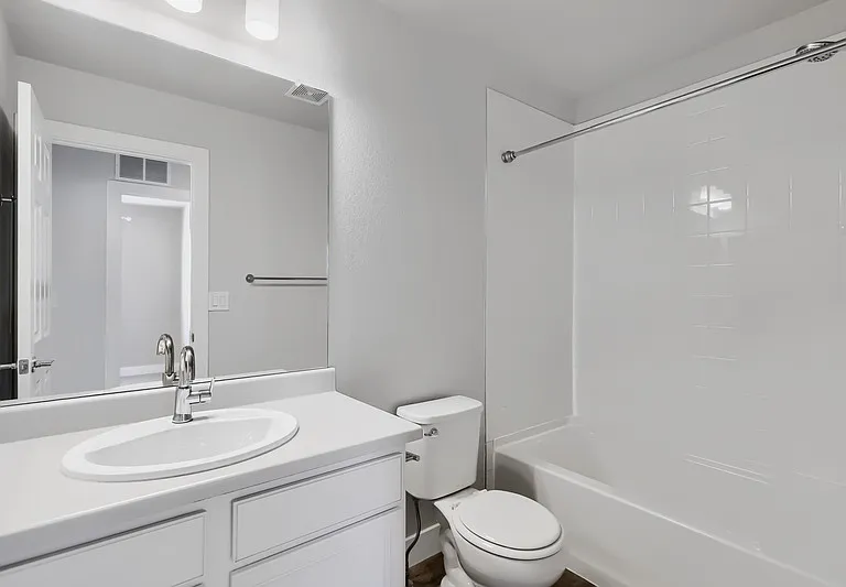 4761 Memphis St — Photo 12