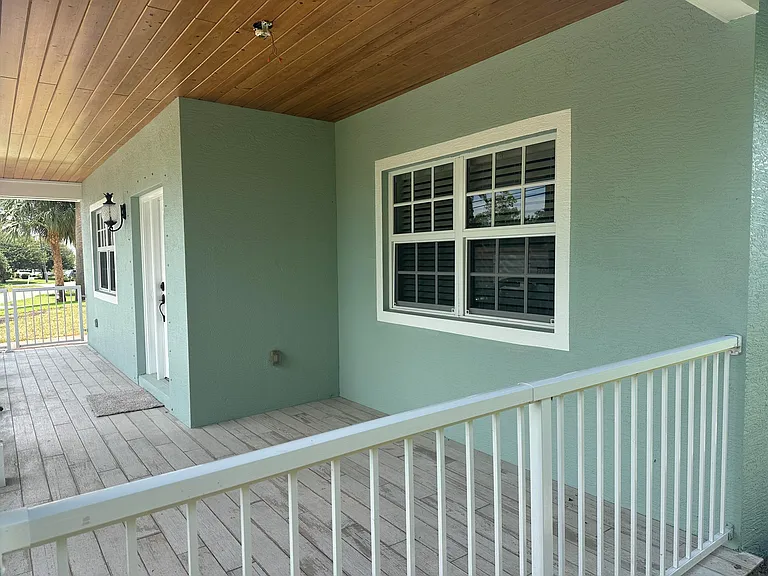 9322 SE Athena St — Photo 3