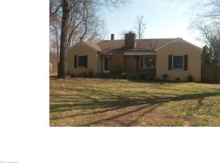 6713 Arvin Ave, Jamestown, NC 27282