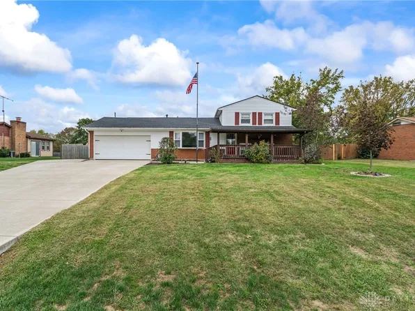 7461 Skylark Cir, Franklin, OH 45005