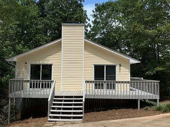 100 Point Rd, Whitesburg, GA 30185