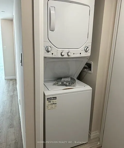 2152 Lawrence Ave E #804 — Photo 14