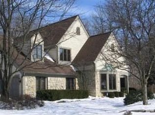 75 Woodland Dr, Powell, OH 43065