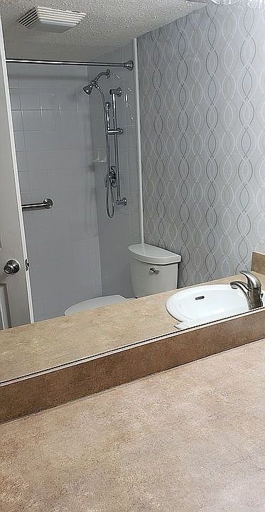 Master bath upgraded