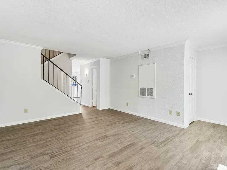 Reserve at Westwood — Photo 15