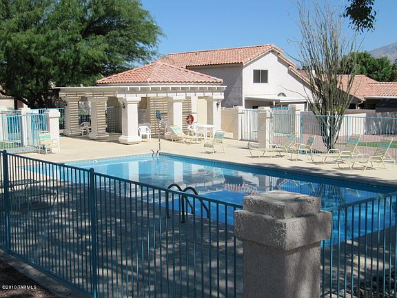 3rd image of 2121 N Bitter Cherry Dr E
