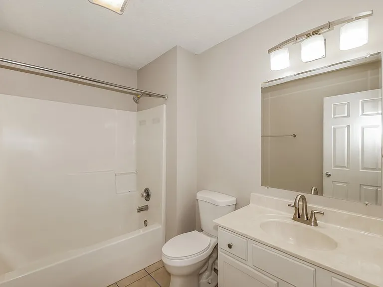 3329 Gainesville Ct — Photo 16