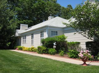 121 Owls Nest Ct, Manorville, NY 11949