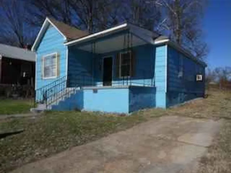 1242 Capital Ave — Photo 11