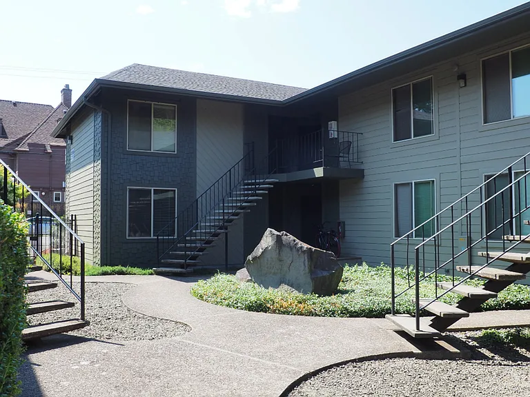 2615 NW Harrison Blvd — Photo 1