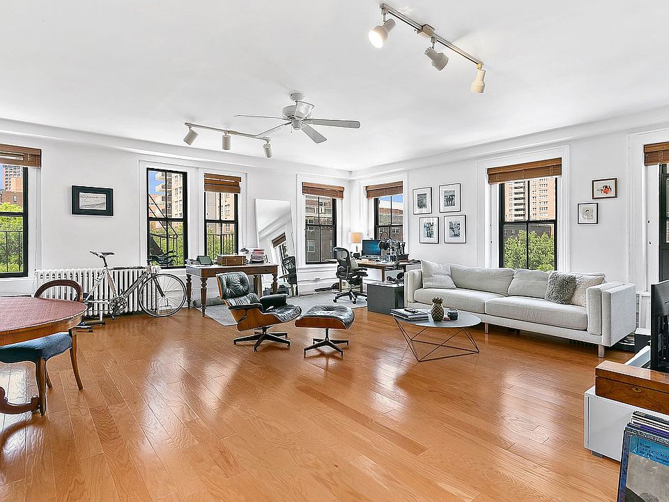 1st image of 323A Greenwich St #4